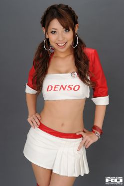 青岛小哥骂雅阁女