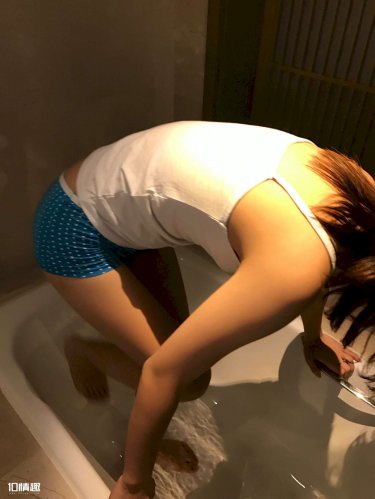 温暖叶非墨做肉段阳台